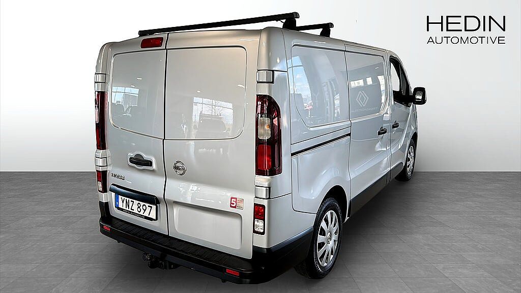 Nissan NV300